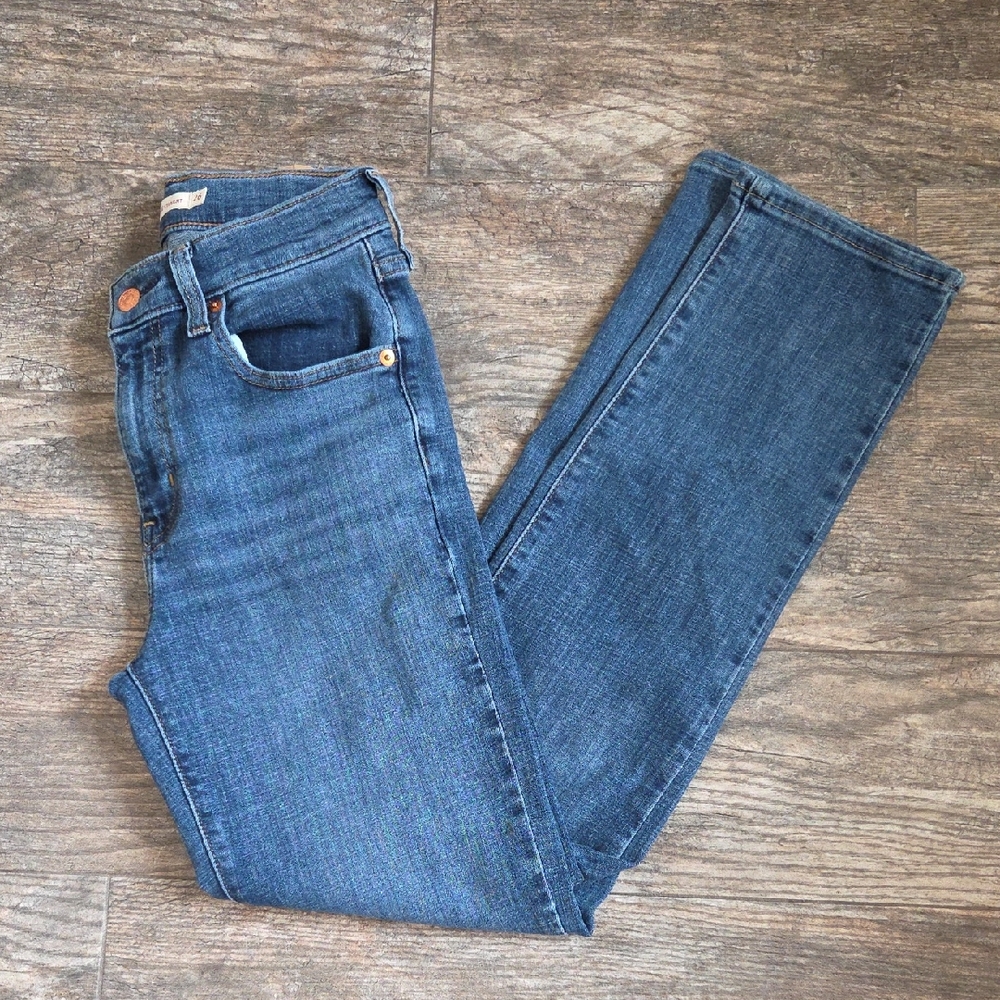 Levi's Women's Straight Leg Jeans